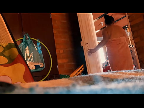 ❤️ Pakcik saya mengikut saya ke dalam bilik mandi, dia meniduri saya semasa saya mandi. lucah super pada kami ms.pornolymp.ru